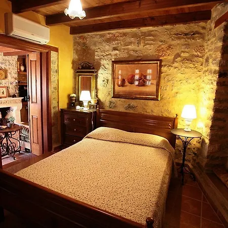 Holiday home Dorovinis Country